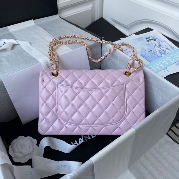 シャネルバッグレプリカ背面デザイン